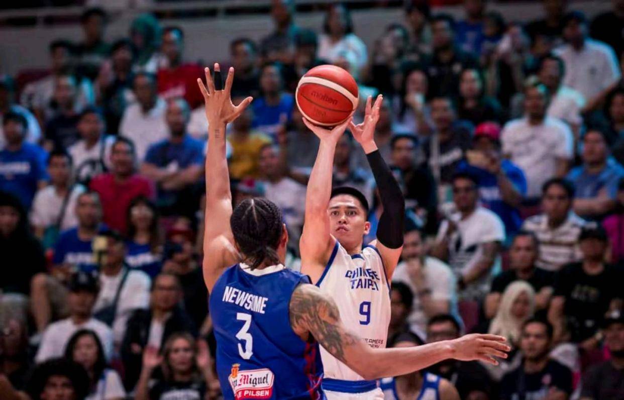 菲律宾男篮力克西班牙男篮，布克打破历史纪录