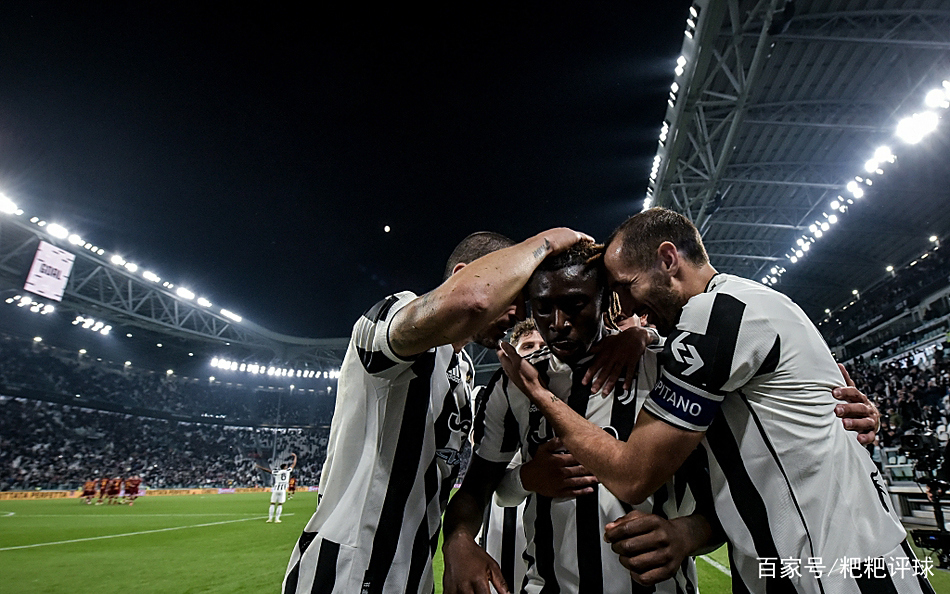 塞维利亚力克尤文，阿奎罗完成帽子戏法