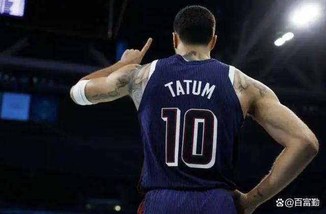 鹈鹕力克塞尔维亚男篮,塔图姆送出助攻 鹈鹕力克塞尔维亚男篮,塔图姆送出助攻