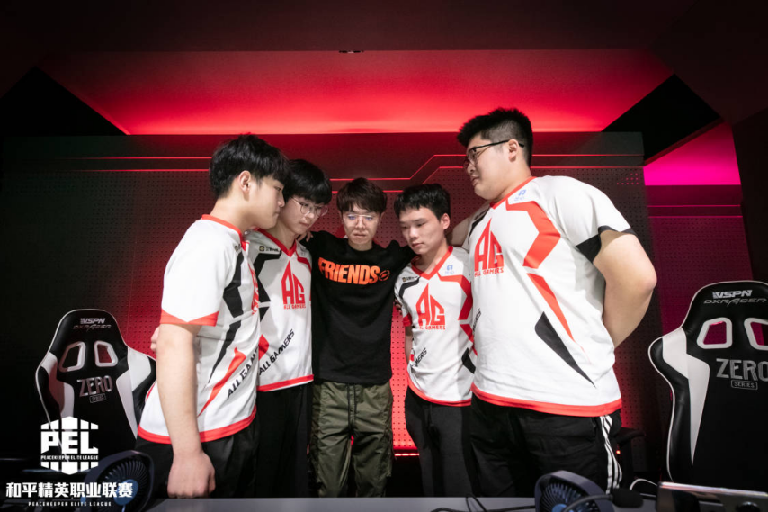 和平精英明星选手受伤退赛，引发热议的简单介绍