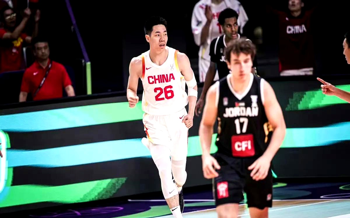 CBA选手发挥出色，荣膺最佳MVP