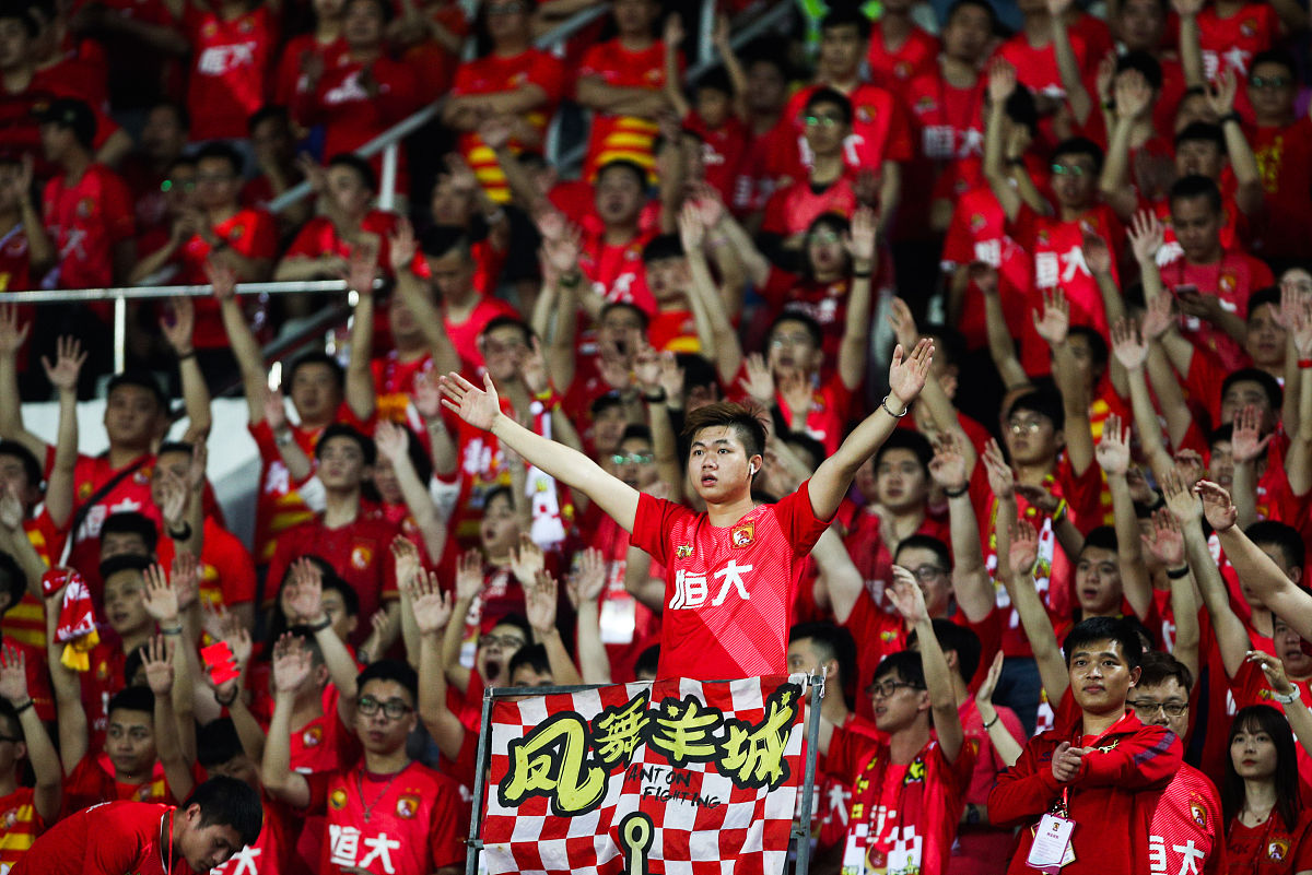 一场经典之战！奥运会点燃球迷热情的简单介绍