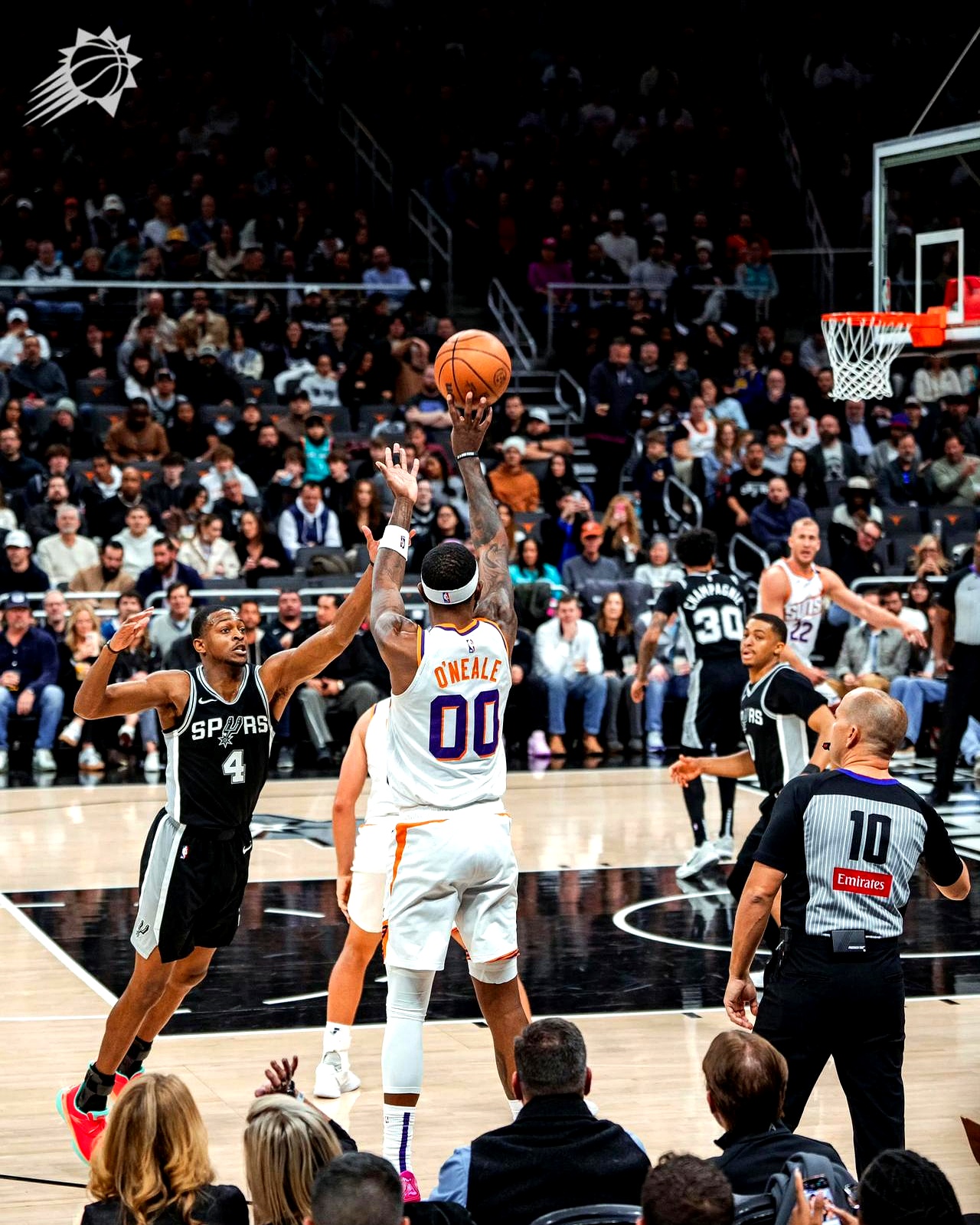 太阳绝杀马刺，易建联高光表现