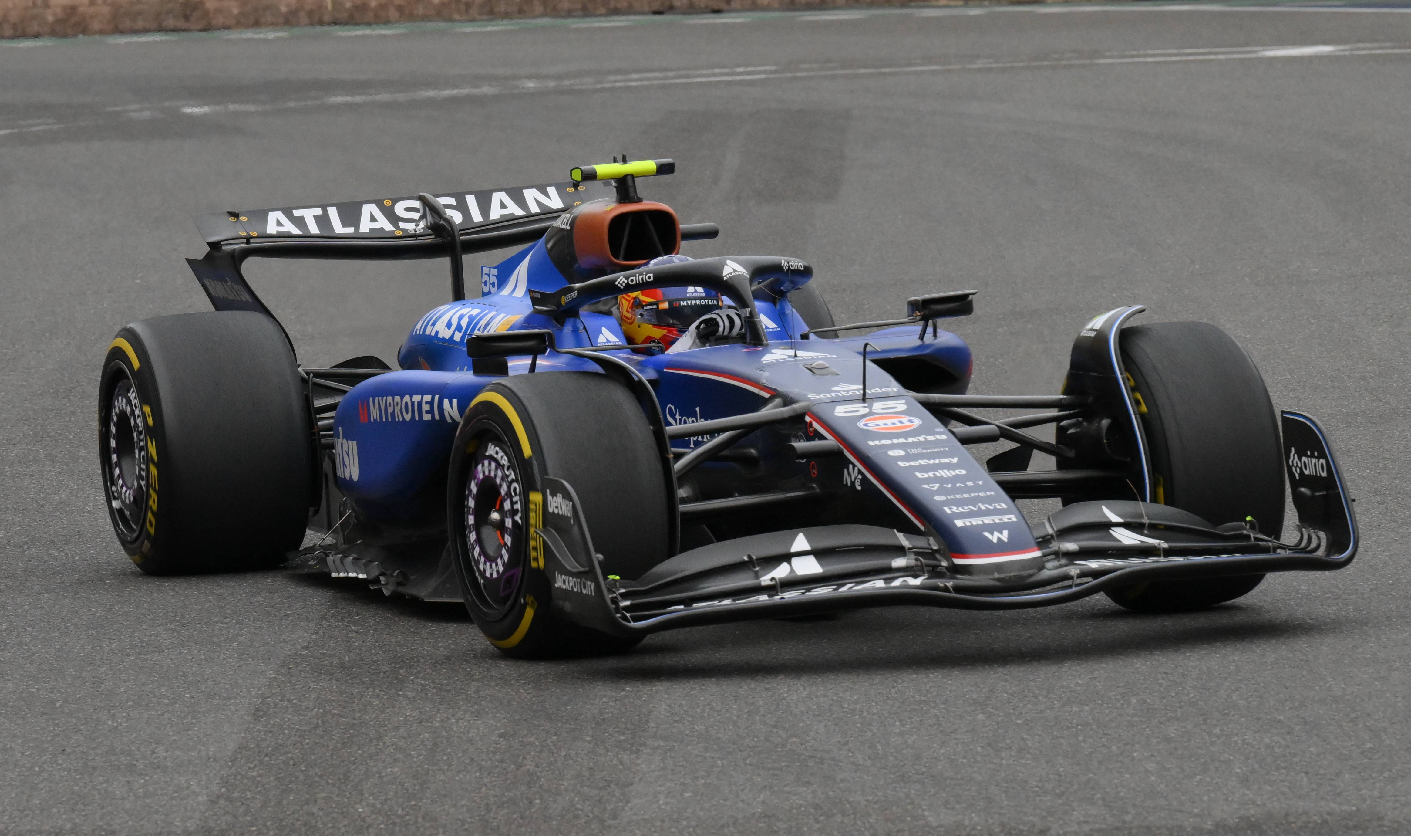 威廉姆斯轻取红牛车队，维斯塔潘刷新纪录