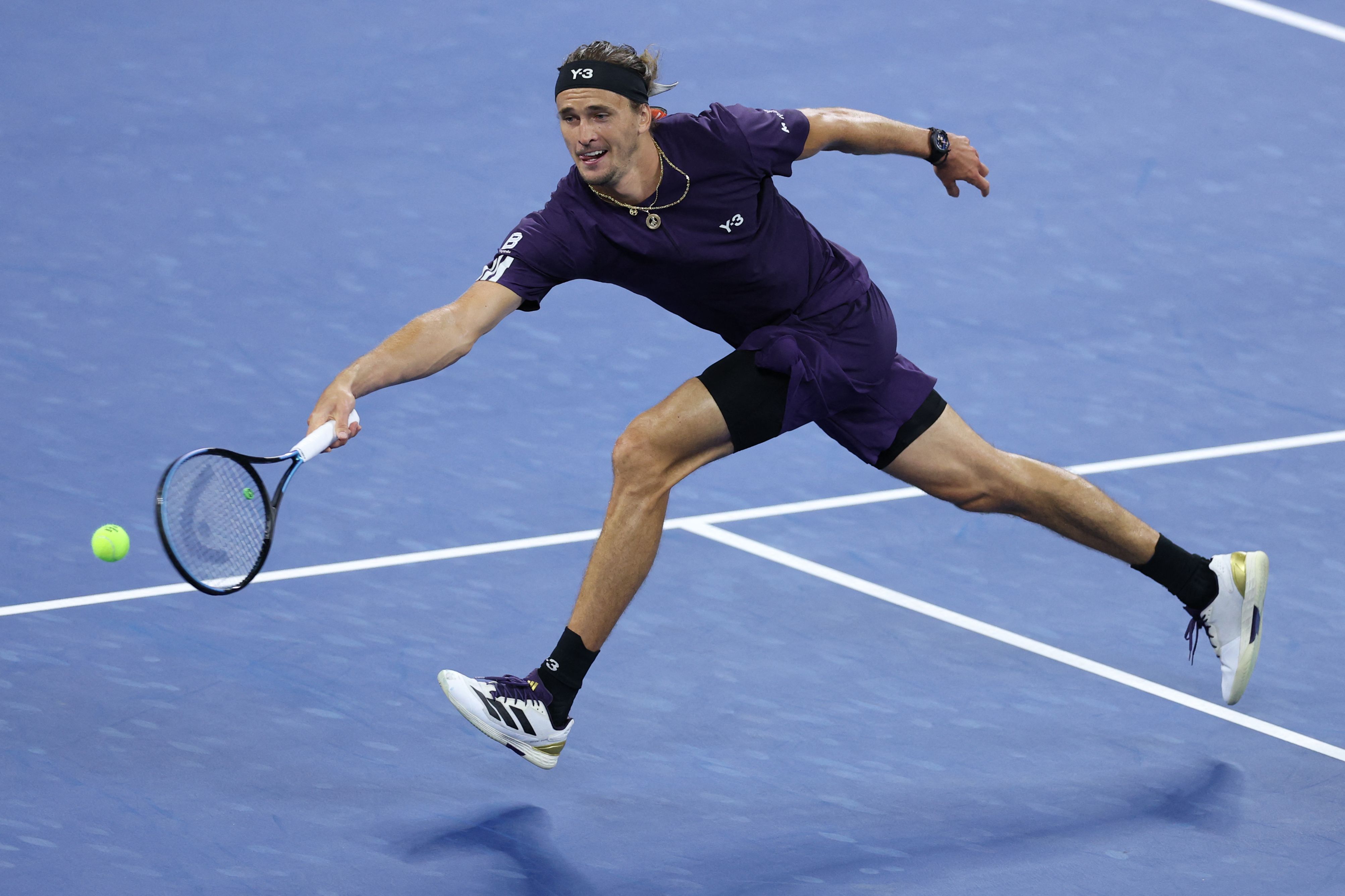 美网轻取年终总决赛，兹维列夫扛起全队