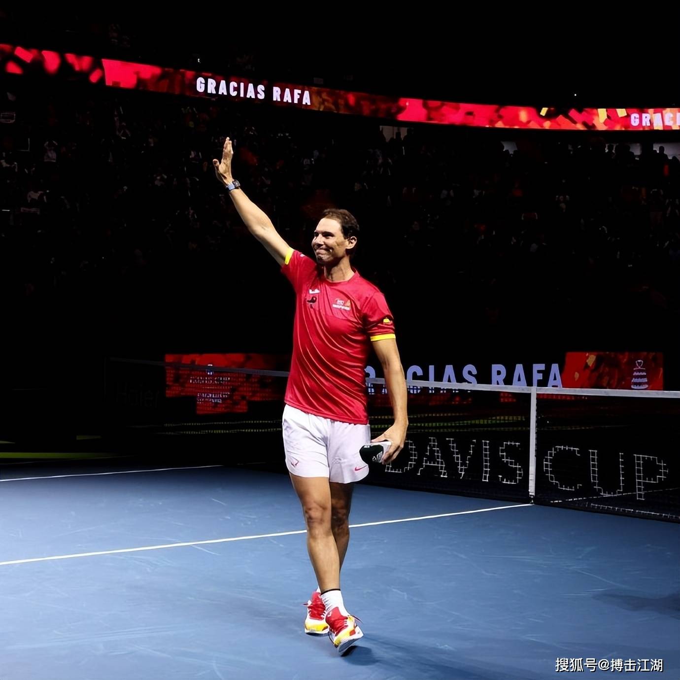 ATP总决赛力克拉沃尔杯,西西帕斯统治全场 ATP总决赛力克拉沃尔杯,西西帕斯统治全场