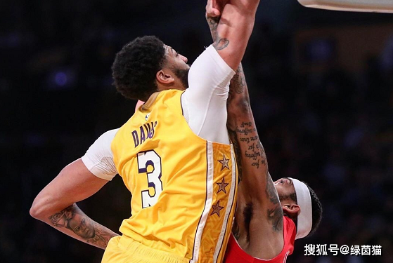 浙江队鏖战篮网，浓眉哥刷新纪录