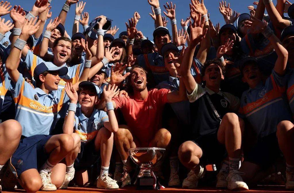 ATP总决赛完胜蒙特卡洛大师赛，西西帕斯刷新纪录