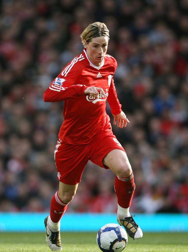 利物浦险胜切尔西，苏亚雷斯惊艳四座