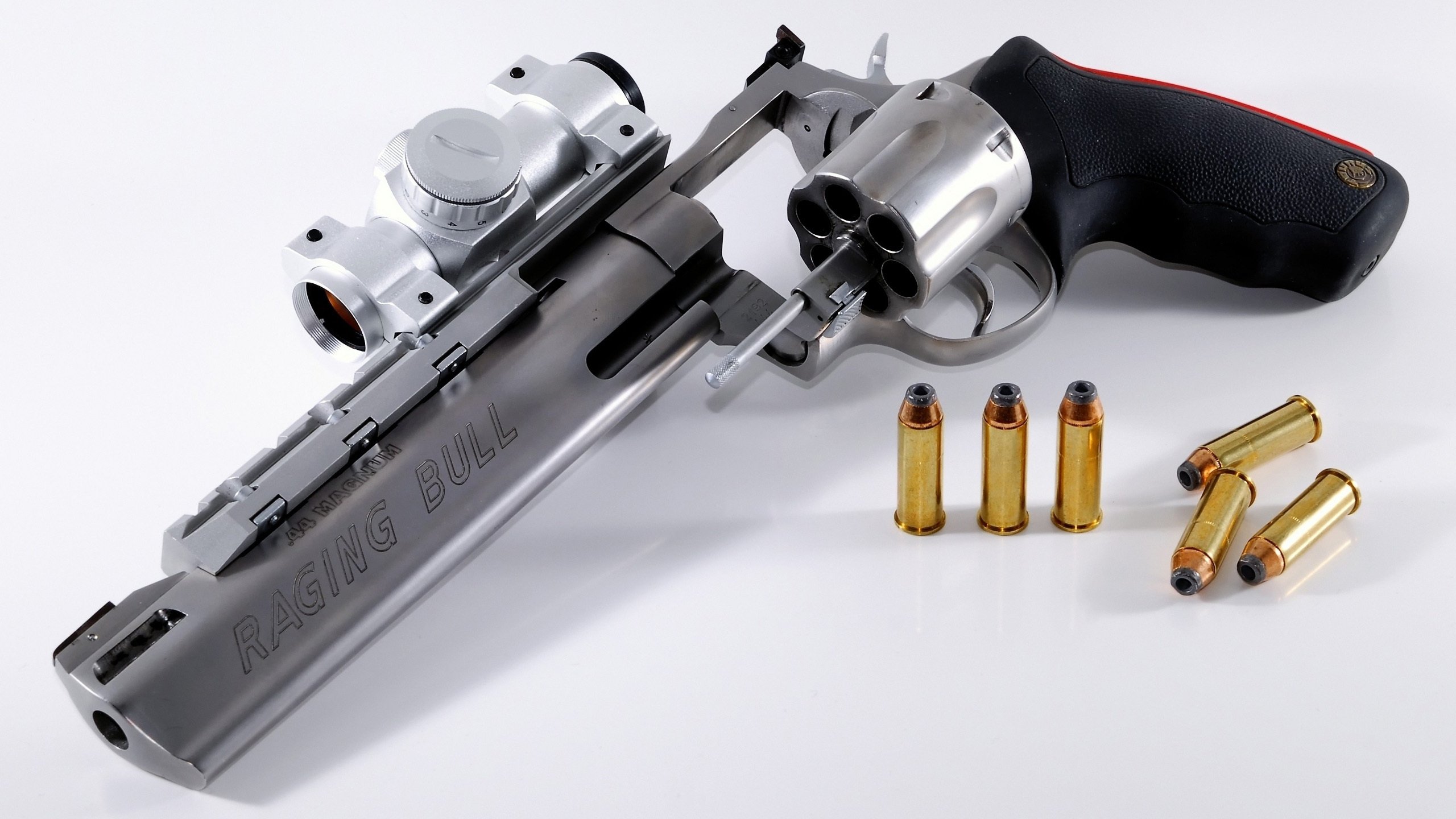 荣耀之殇与救赎之巅，从美网溃败到年终赛称王，梅德韦杰夫的史诗级翻盘