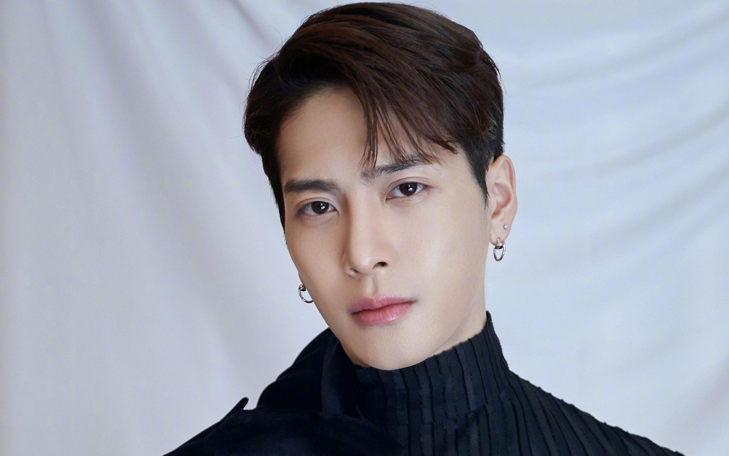 轮胎烧焦的味道，当F1弯道哲学遭遇篮球肉搏战